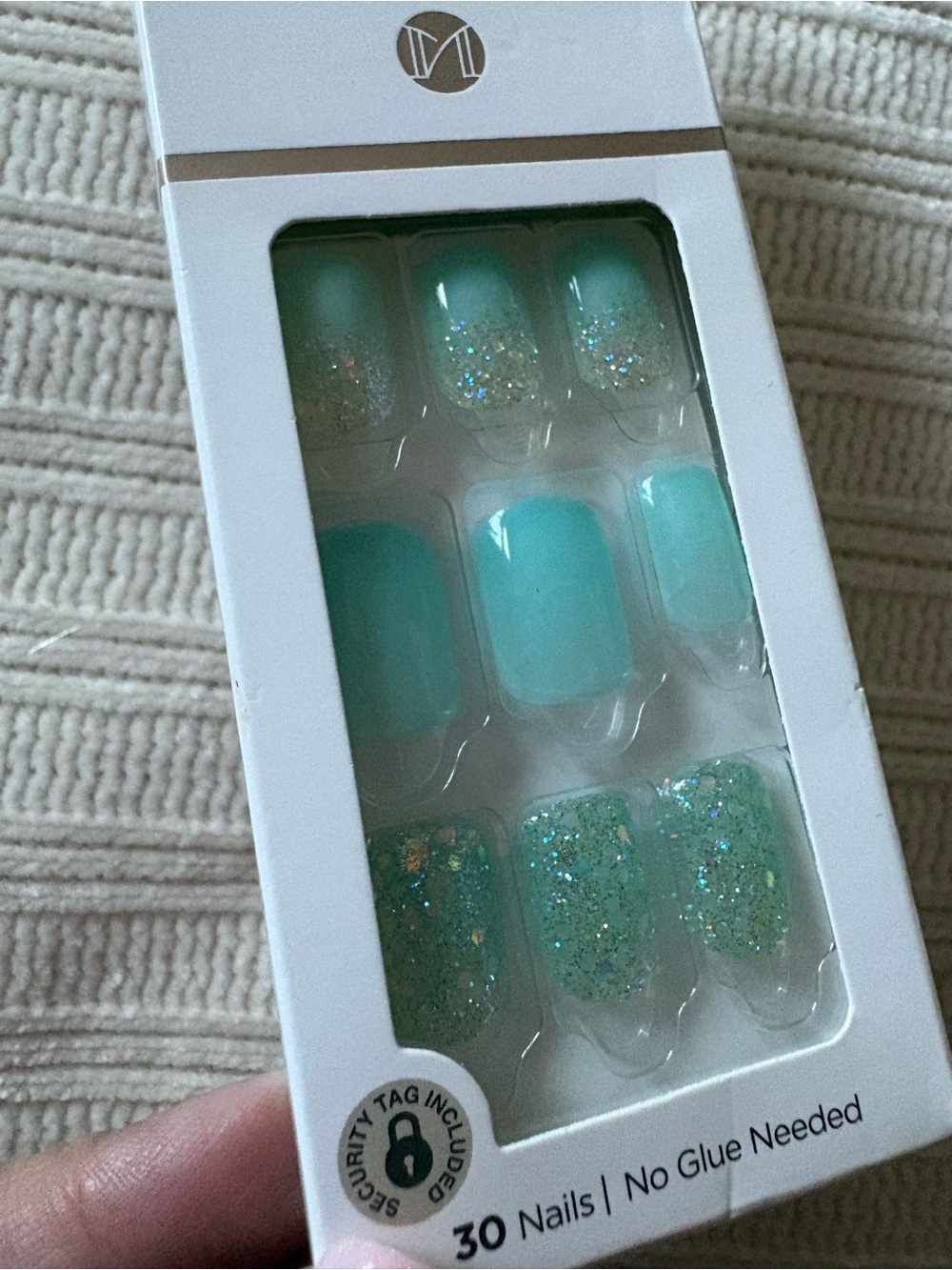 imPRESS Aqua Gradient & Glitter Press-On Nails - Picture 4 of 5